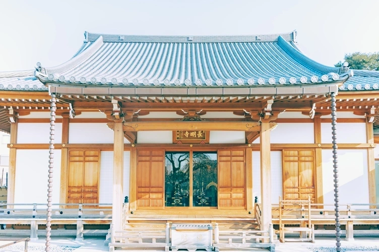本堂正面