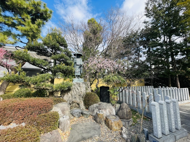 「愛樹木葬」六郷浄苑内樹木苑墓地 寸景