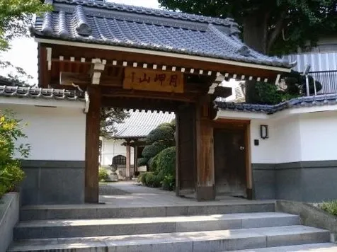 緑豊かなお寺