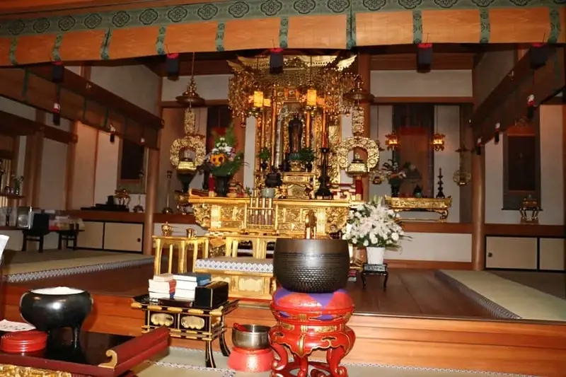 覚證寺 法要施設