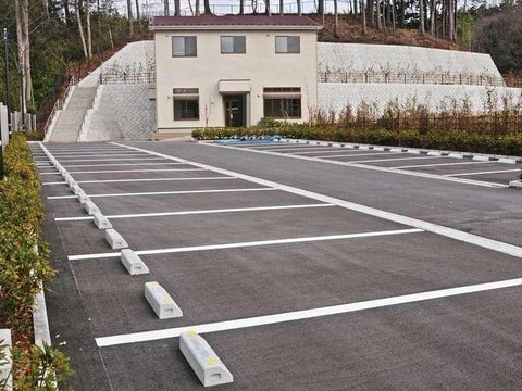 たきやま台墓苑 駐車場の写真