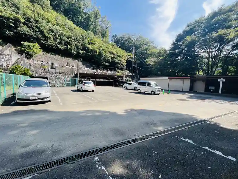 高尾山 薬王院墓地 駐車場の写真