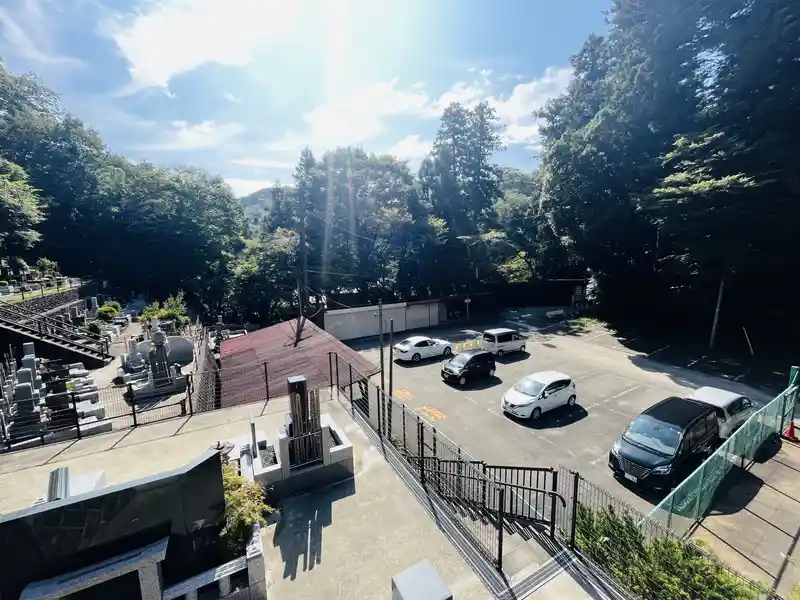 高尾山 薬王院墓地 園内風景①