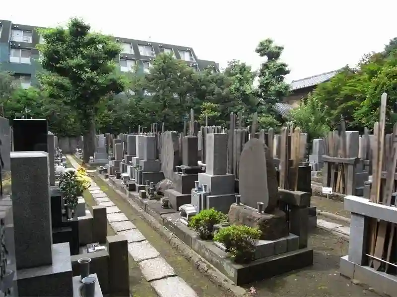 綺麗に管理されている寺院