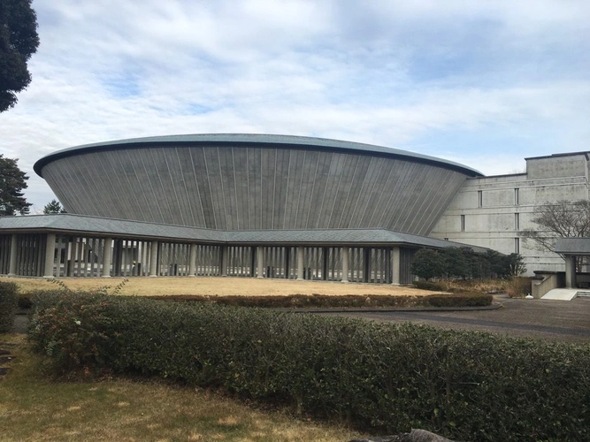 都立 多磨霊園 多目的ホールの写真