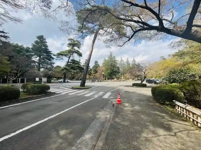 西武多摩川線「多磨駅」から徒歩7分