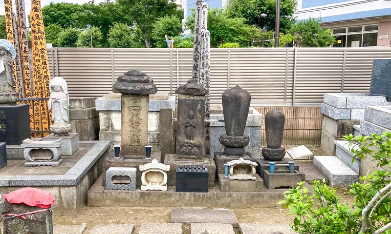 Cemetery Photo 13