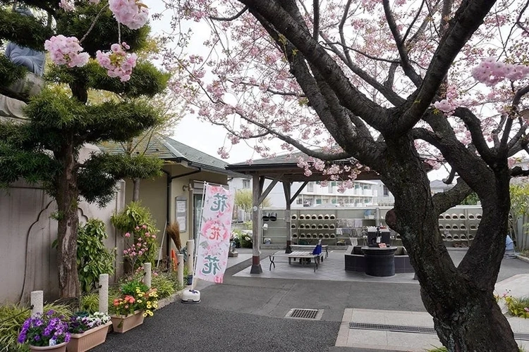 九品院 永代供養塔 