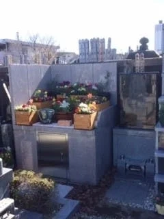 受用院 花壇型散骨墓 和（なごみ） 