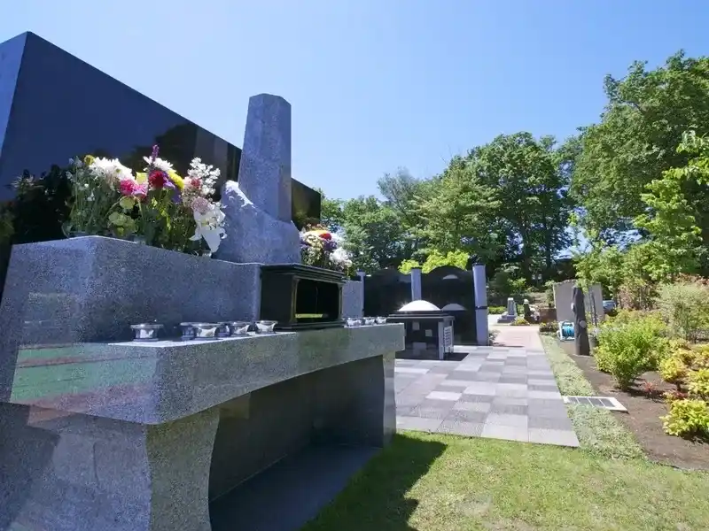 環境霊園　横浜みどりの森 永代供養墓