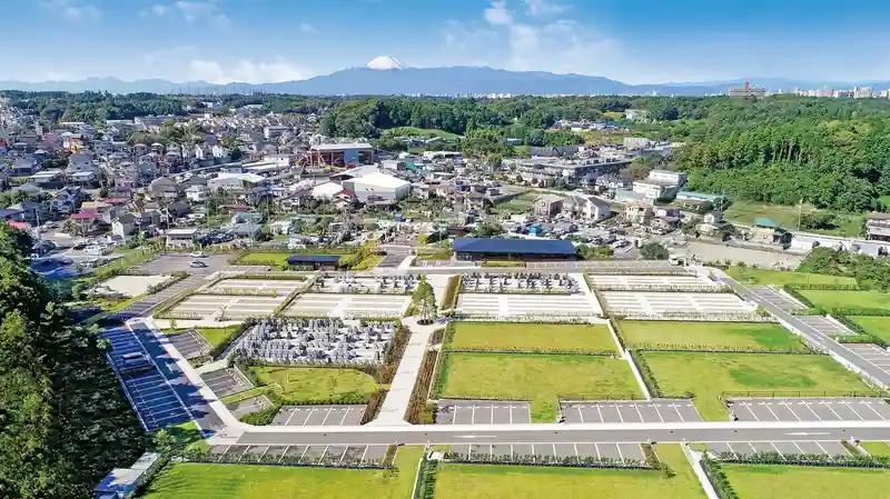 公園墓地 川井聖苑 自然に囲まれた霊園