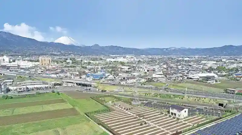 晴れた日には富士山が見えます
