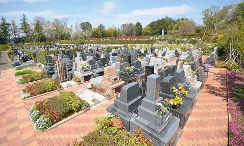 横浜市青葉区 緑山霊園 合掌の杜