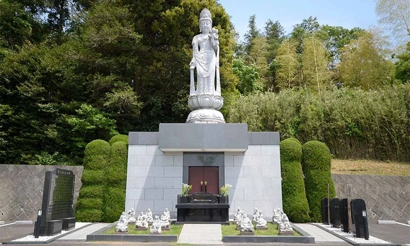 横浜市青葉区 緑山霊園 合掌の杜