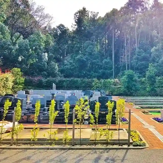弥生台墓園 横浜つどいの森 自然に囲まれています
