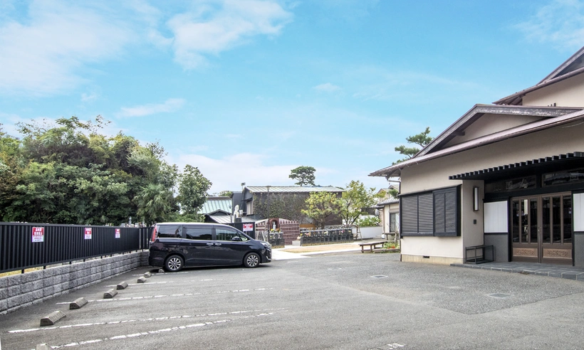 勧行寺墓苑 永代供養墓・樹木葬 駐車場の写真