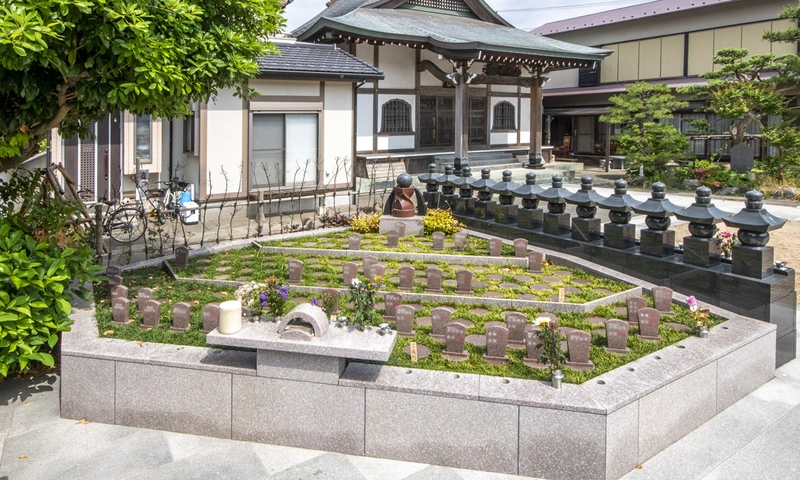 勧行寺墓苑 永代供養墓・樹木葬 