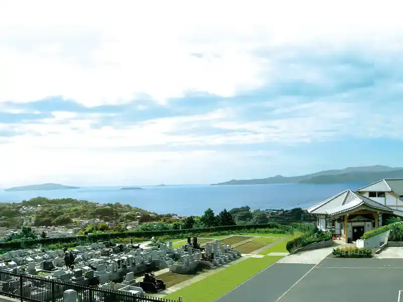 緑豊かな湯河原吉祥公園墓地