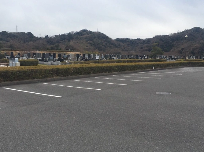 横須賀市営公園墓地 駐車場の写真
