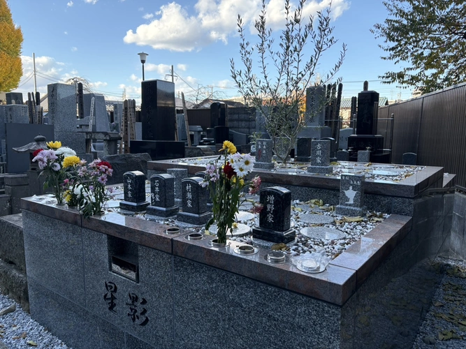 Cemetery Photo 23