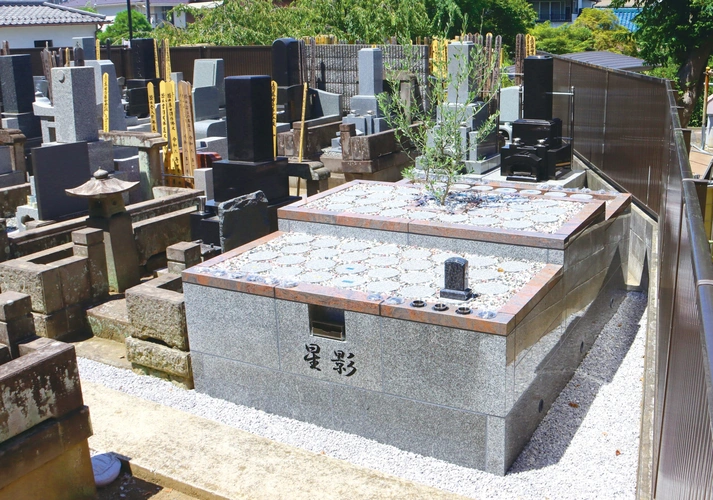 Cemetery Photo 24