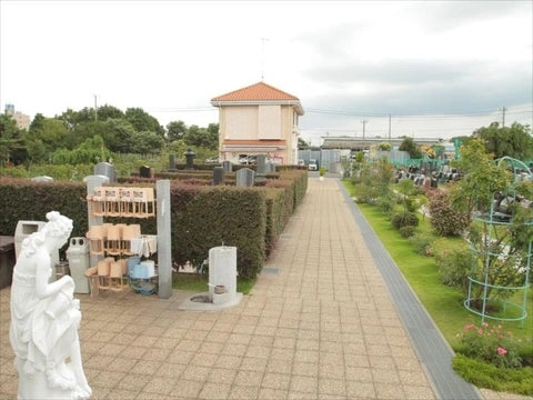 メモリアルパーク花の郷聖地 相模大塚 樹木葬・永代供養墓 水汲み場の写真