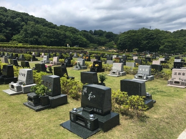 芝生墓地 4.00m²の写真1