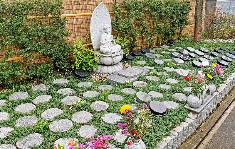 海老名樹木葬墓地
