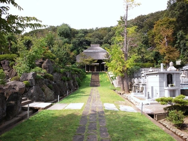 横浜市港北区 西方寺永代供養墓