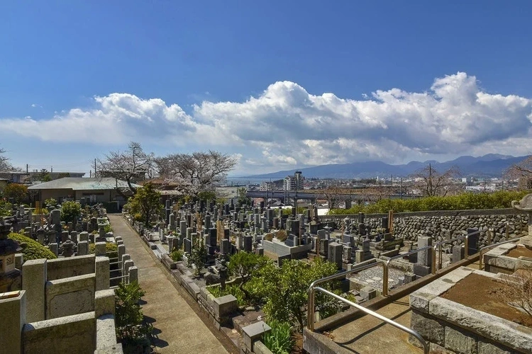 小田原市 永代供養納骨堂 とこしえの塔