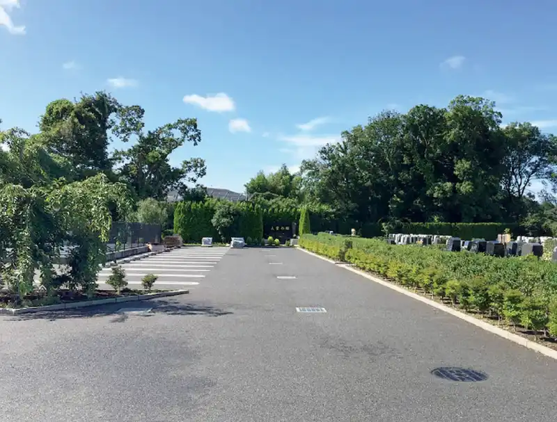綾瀬蓼川霊園 天空の郷 駐車場の写真