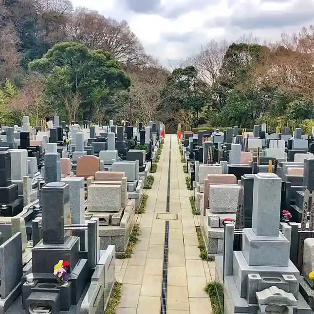 鎌倉湖墓苑 平坦なバリアフリー構造