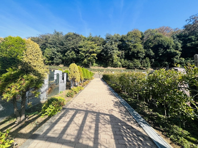 厚木森の里霊園 園内風景