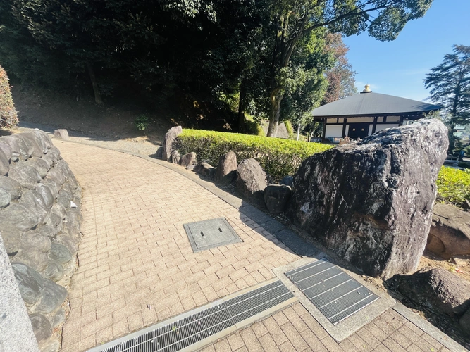 厚木森の里霊園 園内風景