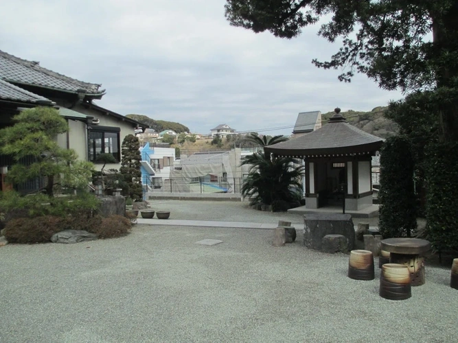 横須賀市 西徳寺