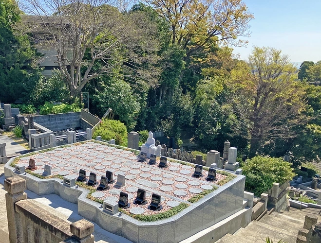 横須賀市 横浜慶珊寺樹木葬墓地