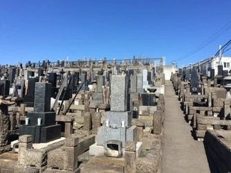 アクセスしやすい秋峰霊園