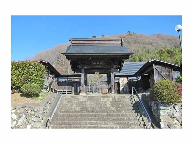 見富山 善勝寺 