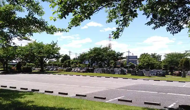 岩槻北陵霊園 駐車場の写真