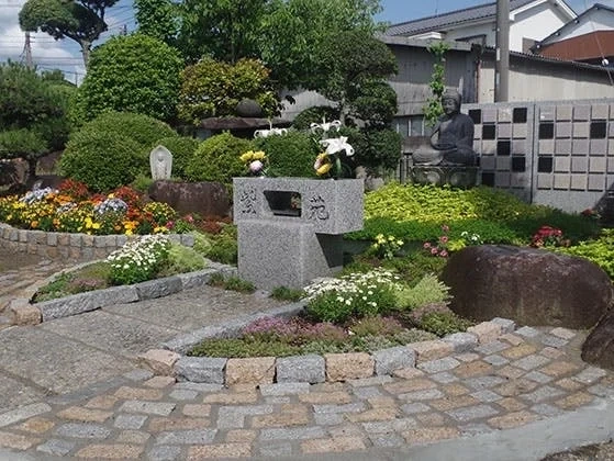 常然寺 樹木葬永代供養墓「紫苑」 