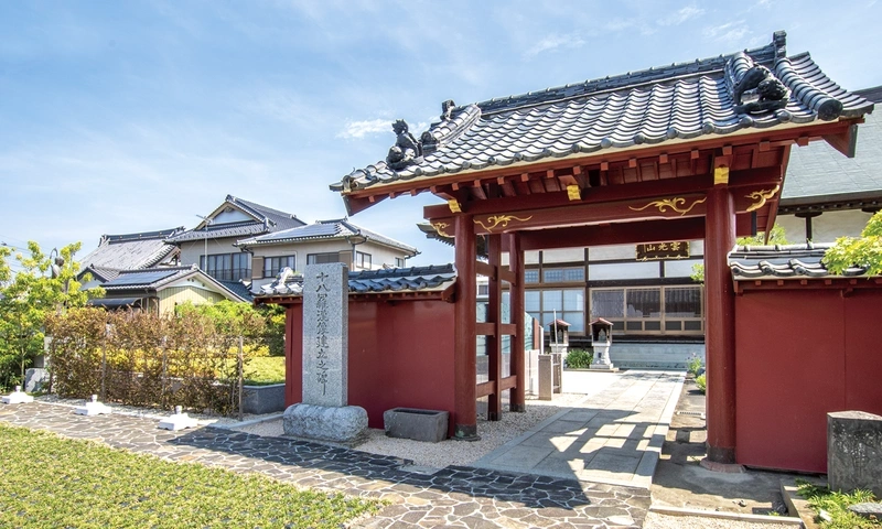 常光寺墓苑 永代供養墓・樹木葬 山門