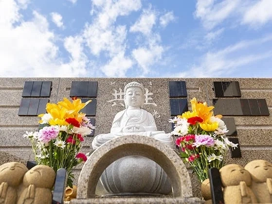 立正寺 永代供養墓『共生（ともいき）』 