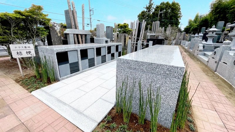テラス墓地　桔梗