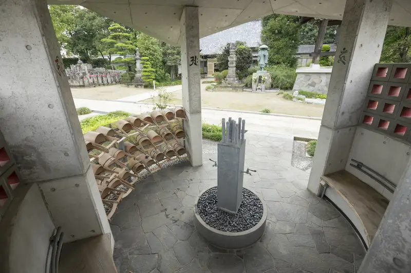 観音寺 樹木葬サークル墓地・永代供養合祀墓 水汲み場