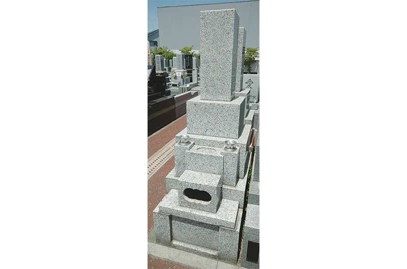 越谷中央霊園 墓石