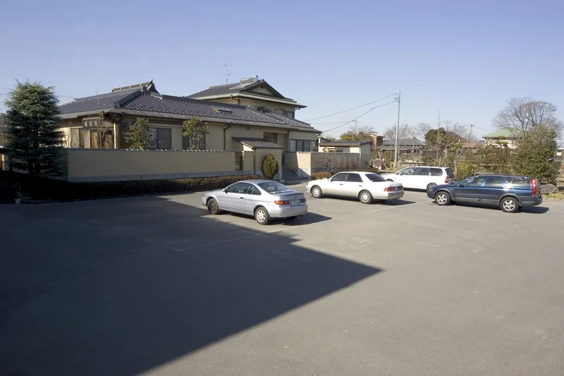 月の森霊園 駐車場の写真