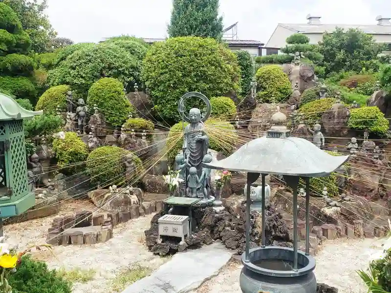 西福寺墓苑 