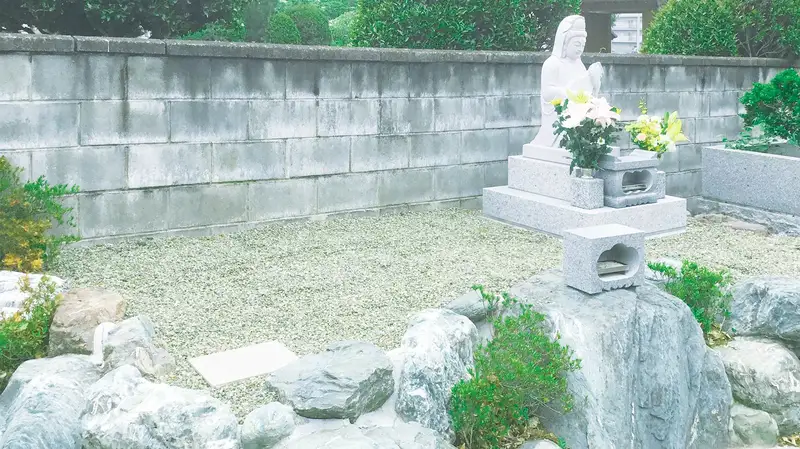 庭園風 永代供養埋葬墓の写真1
