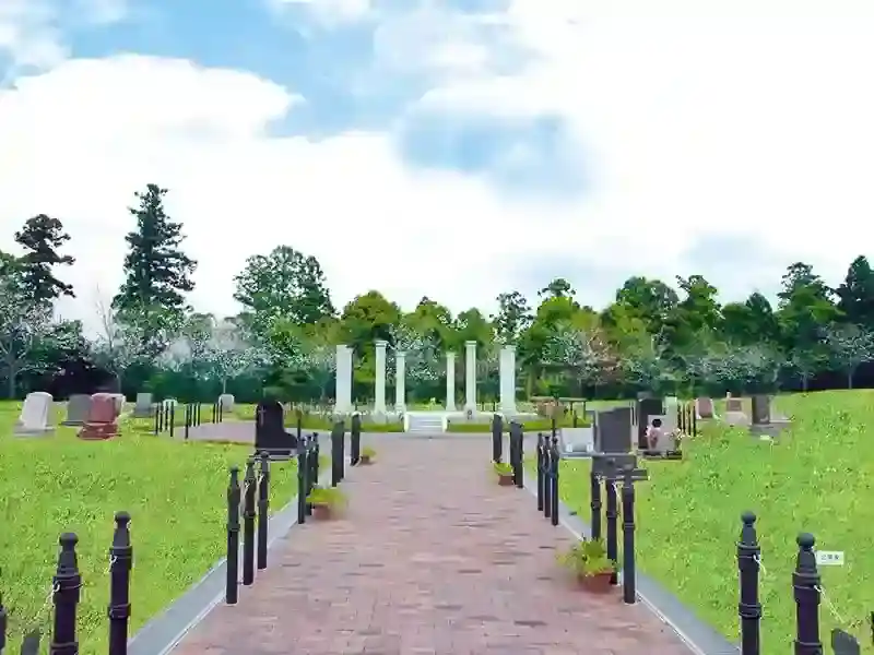 第16区ローズヒルズ（薔薇の丘）墓域