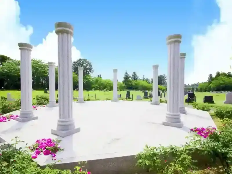 ローズヒルズ（薔薇の丘）モニュメント